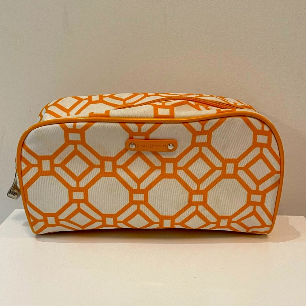 Clarisonic cosmetic bag / travel bag